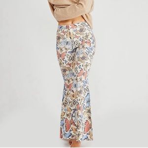 NWOT Free People Float on Butterfly Jeans